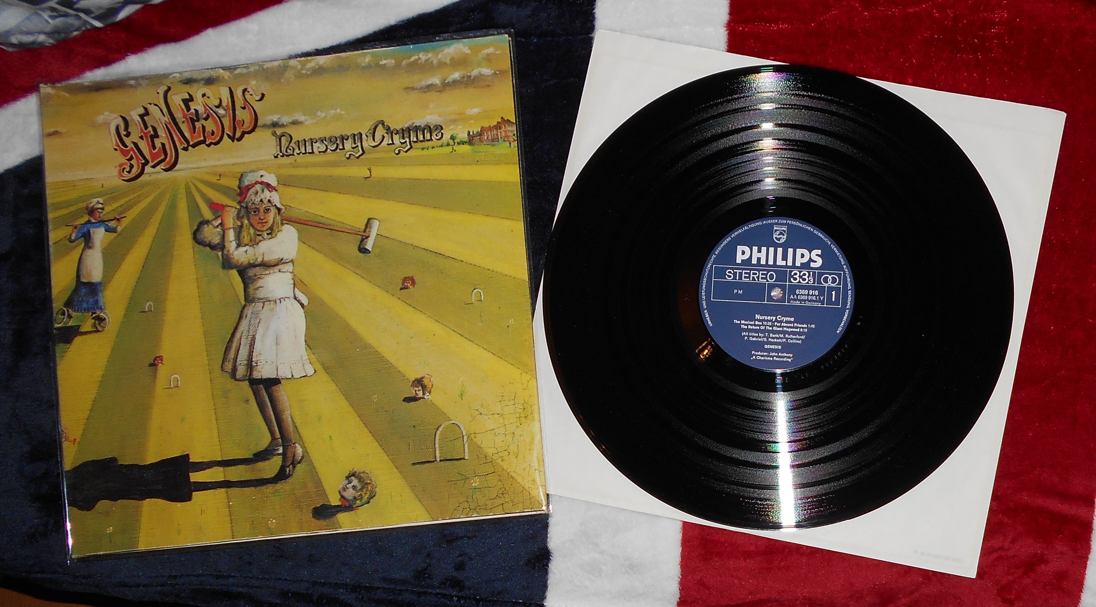 Genesis - Nursery cryme.JPG