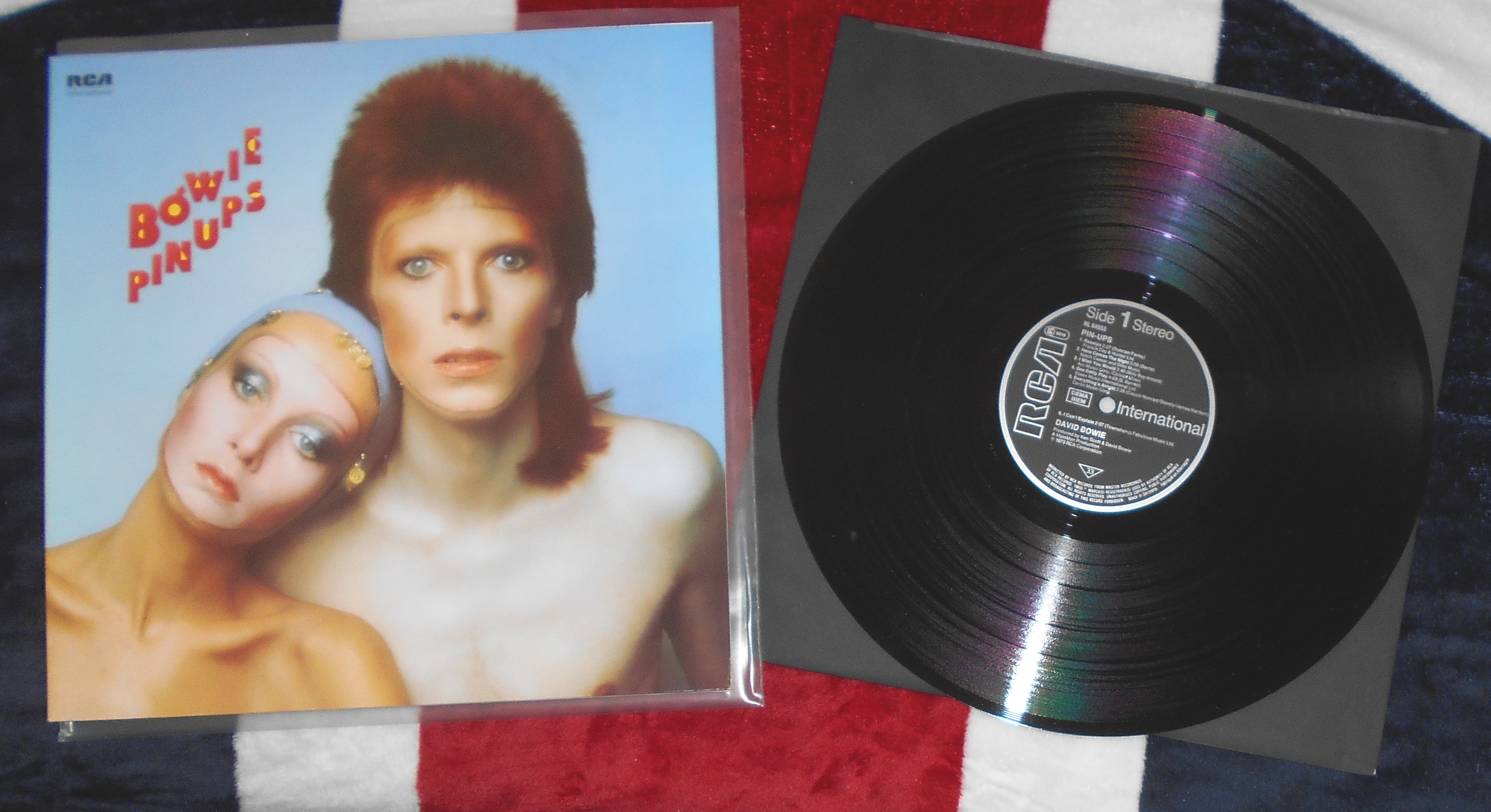 Bowie Pinups 1.jpg