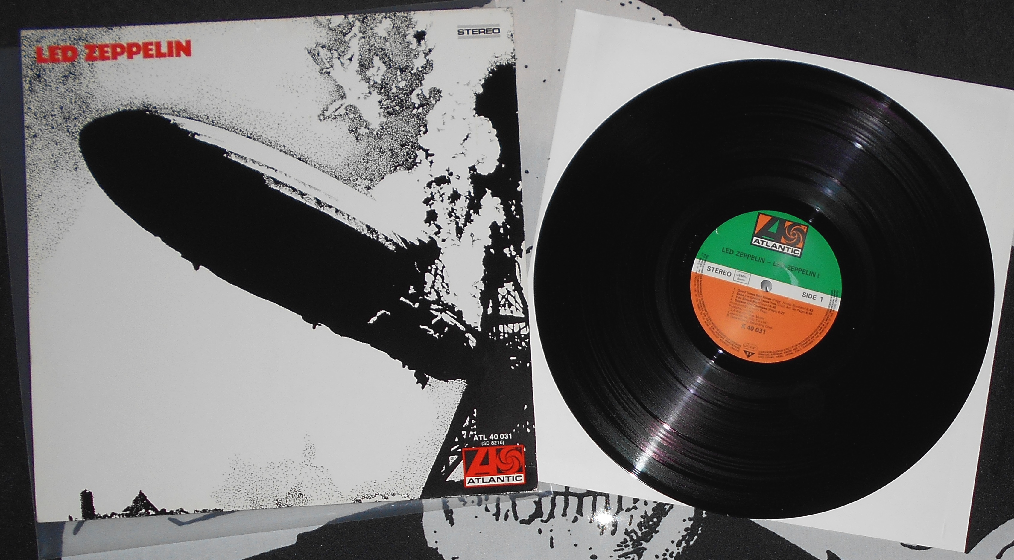 LED ZEPPELIN - Led Zeppelin (1).JPG