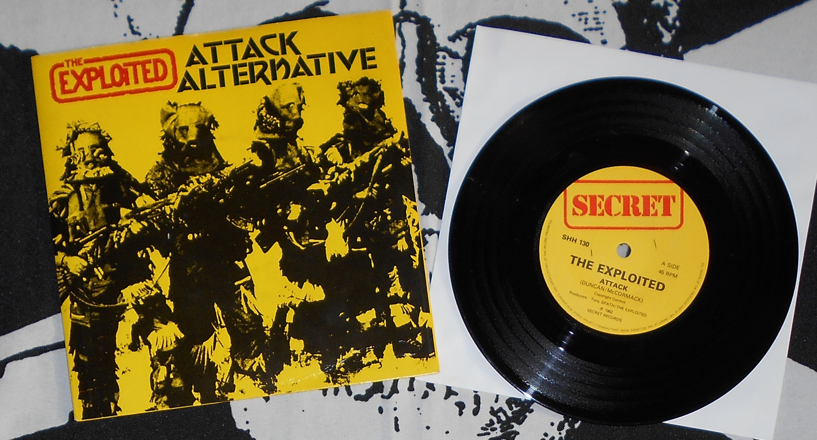 EXPLOITED - Attack (1).JPG