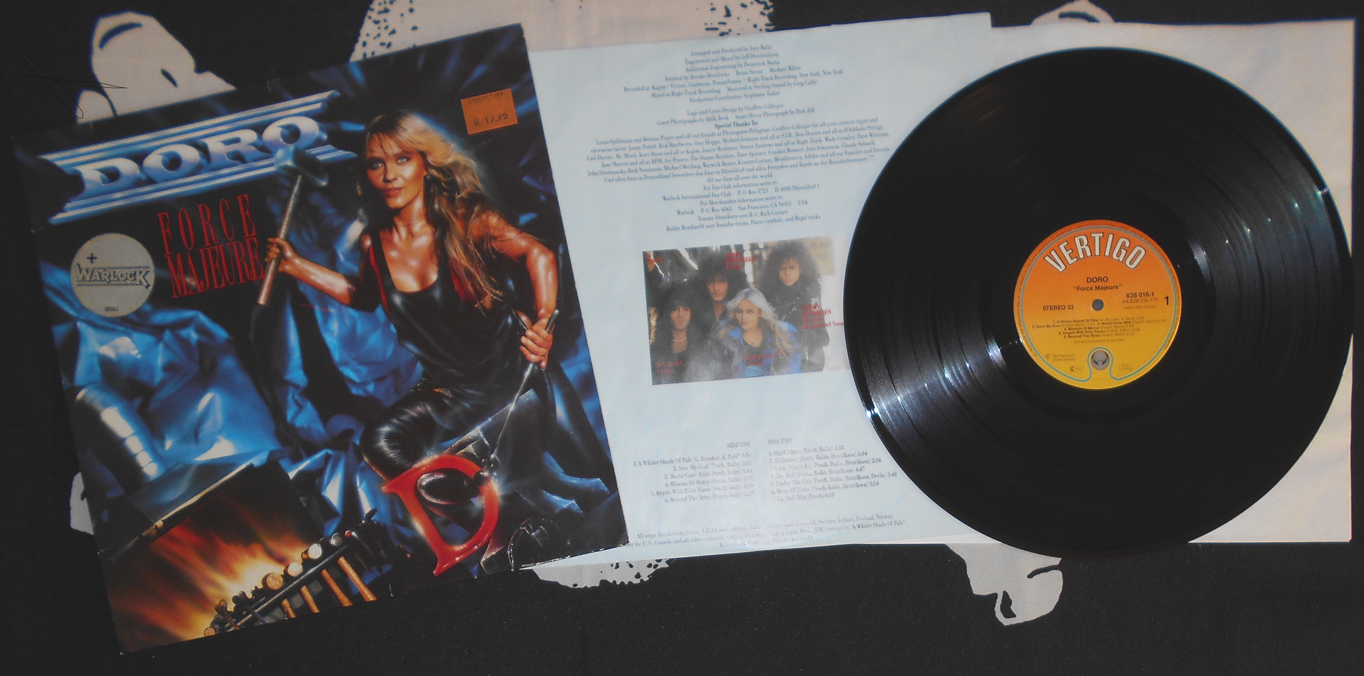 DORO - Force Majeure (1).JPG