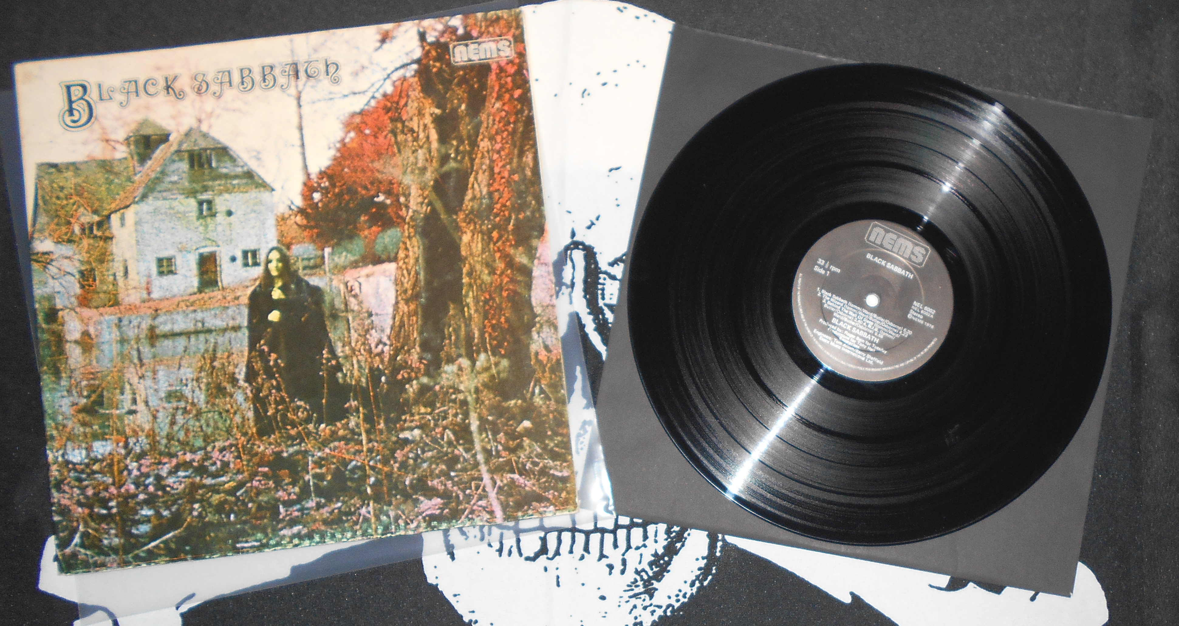 BLACK SABBATH 1.jpg