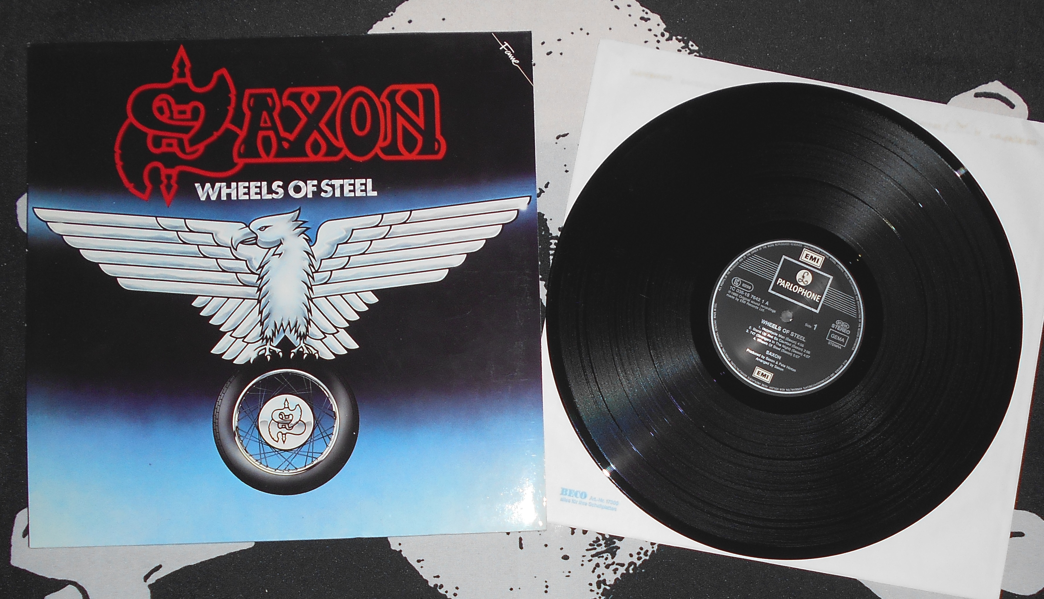 SAXON - Wheels of Steel (1).JPG