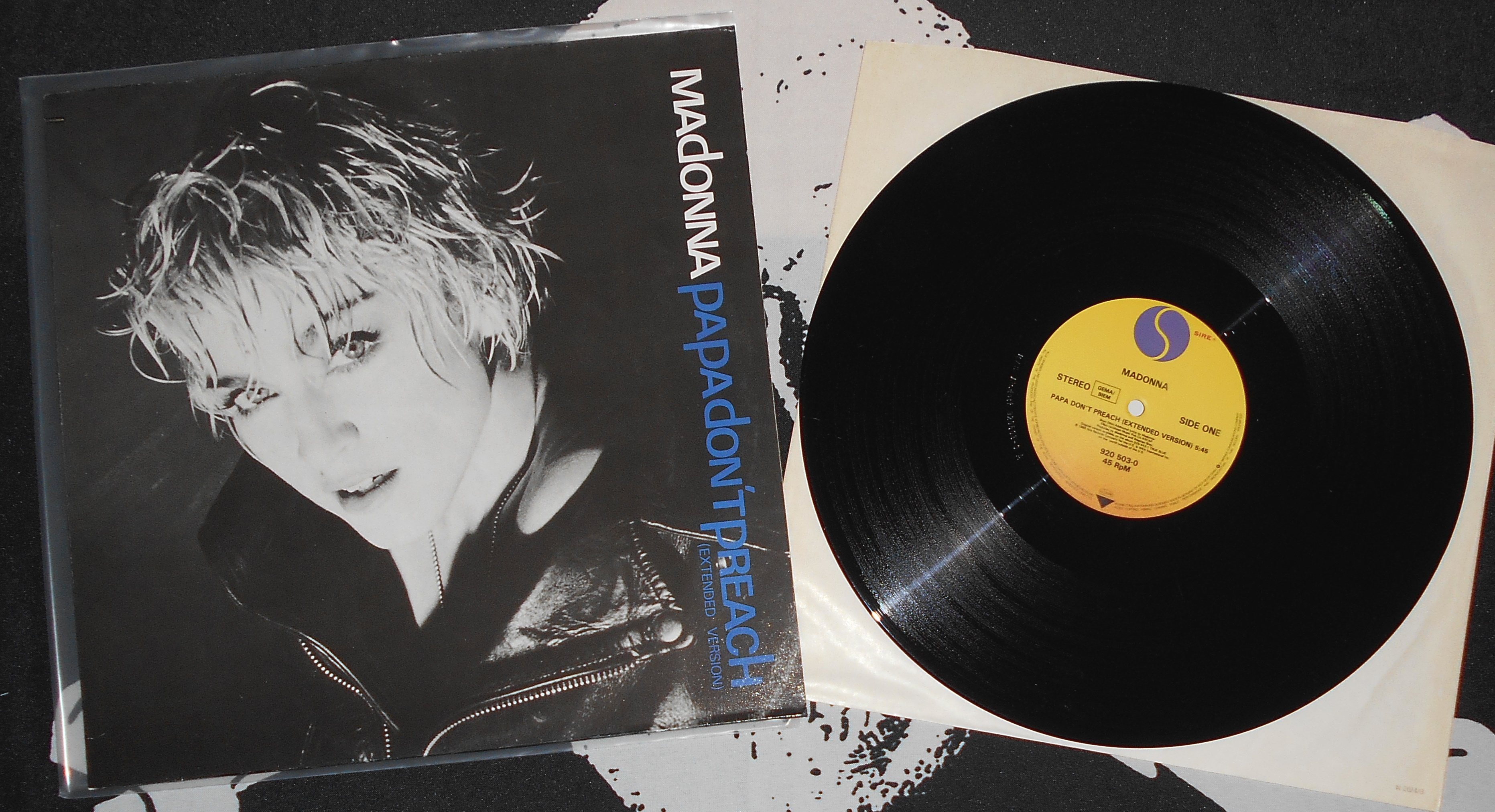 MADONNA - Papa dont preach (1).JPG