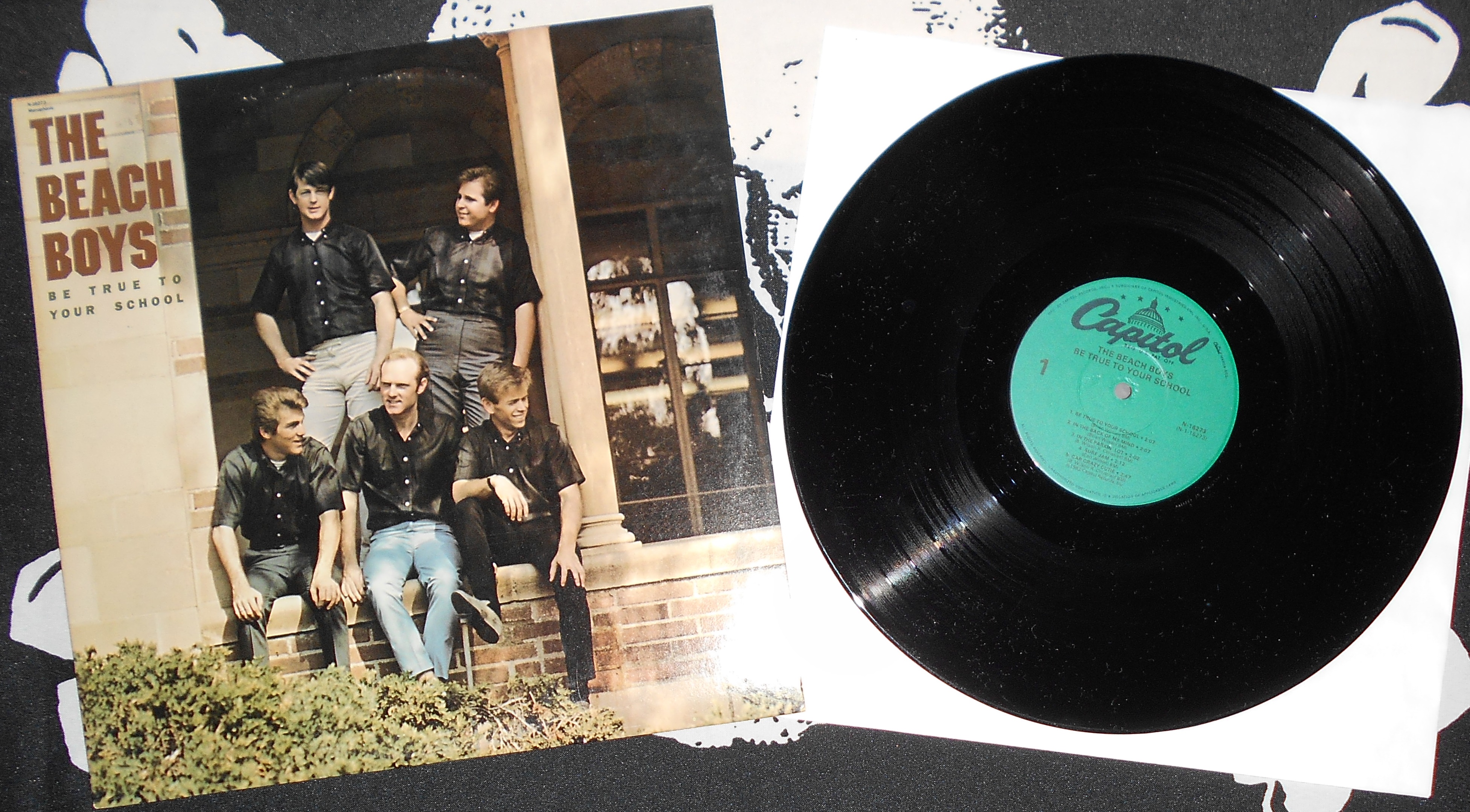 BEACH BOYS - Be True to your School (1).JPG