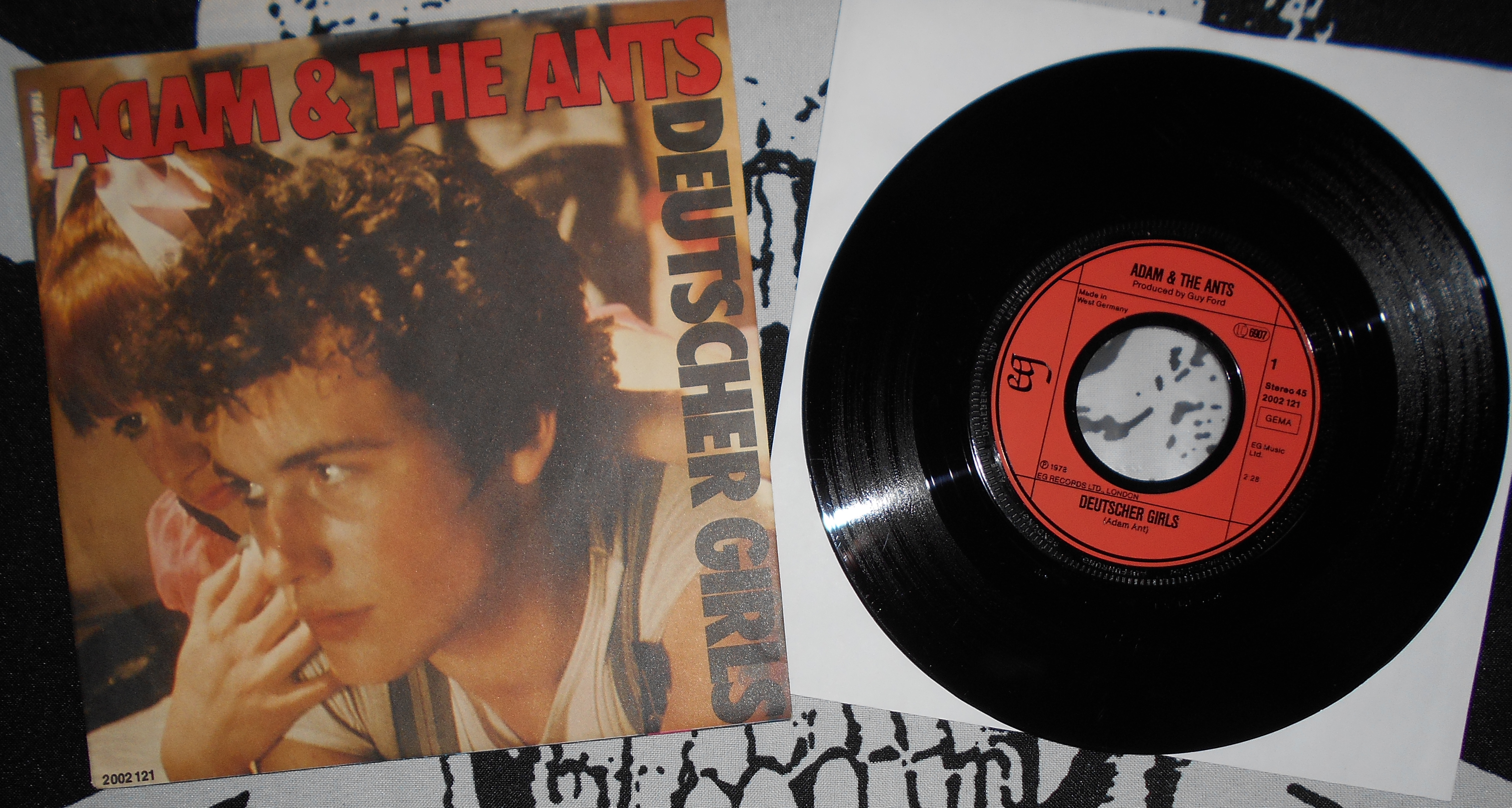 ADAM AND THE ANTS - Deutscher Girls (1).JPG