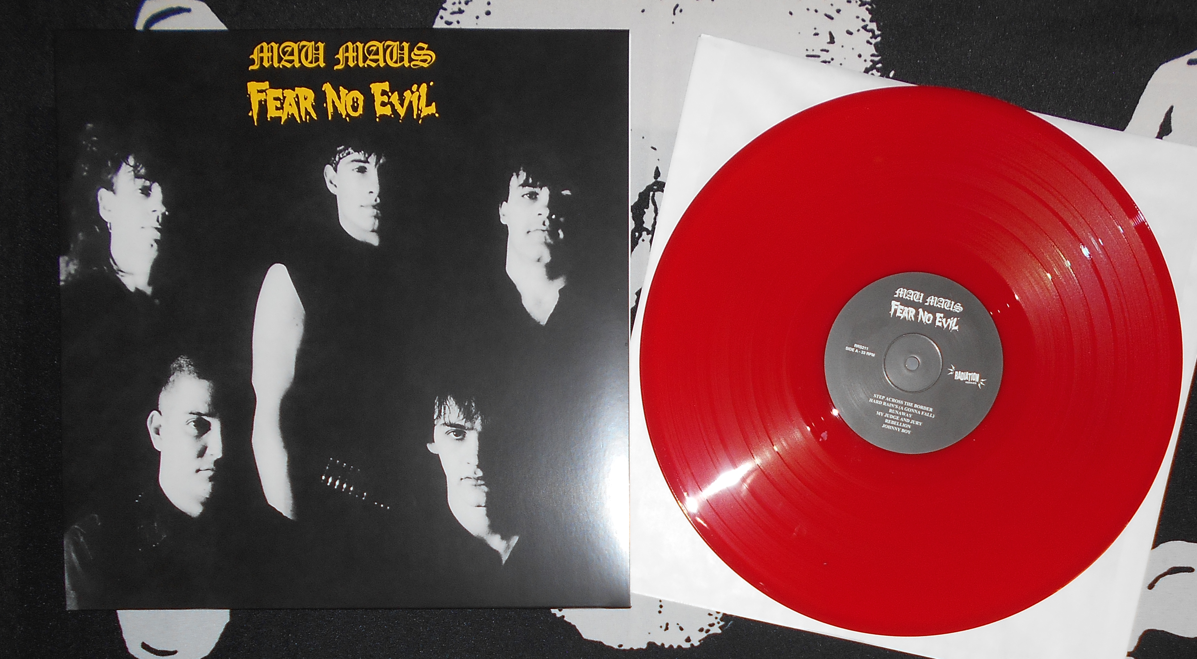 MAU MAUS - Fear no Evil (1).JPG