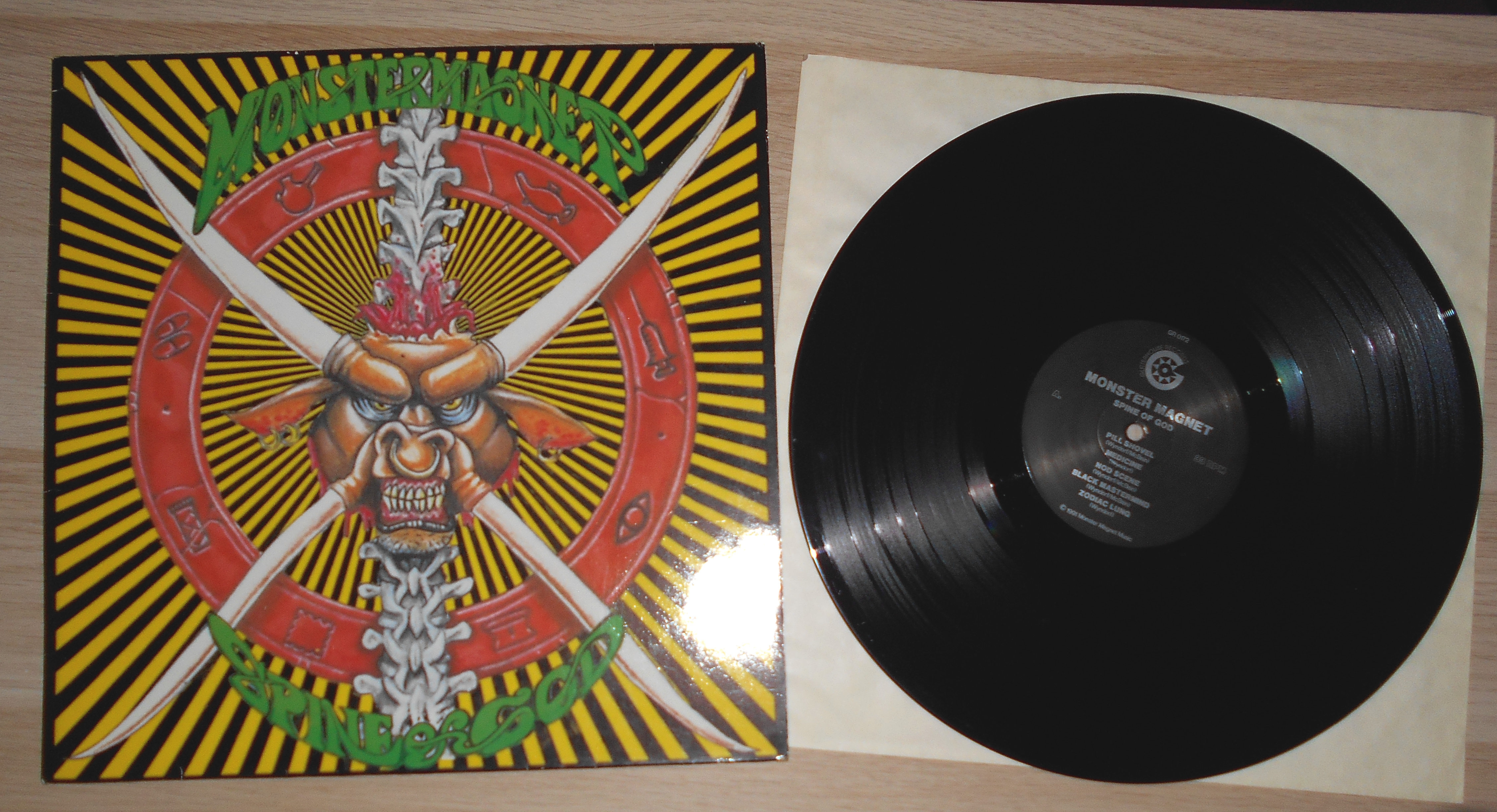 MONSTER MAGNET - Spine of God (1).JPG