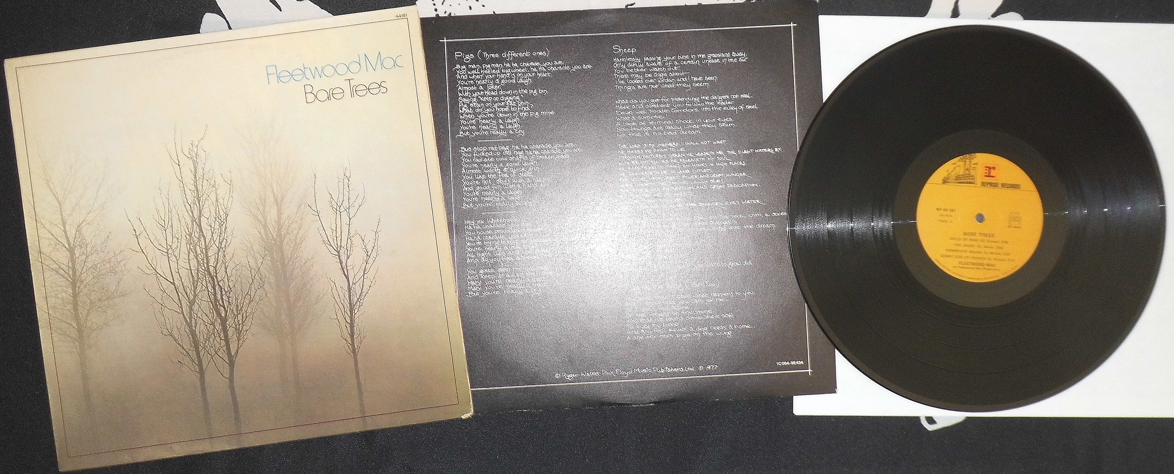 FLEETWOOD MAC - Bare Trees (1).JPG